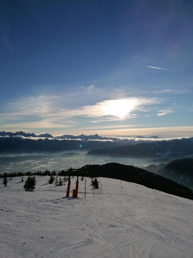 Gerlitzen Ferienappartement Paul Im Ski- Und Wandergebiet, Kanzelhoehe, Ossiacher See Deutschberg Eksteriør bilde